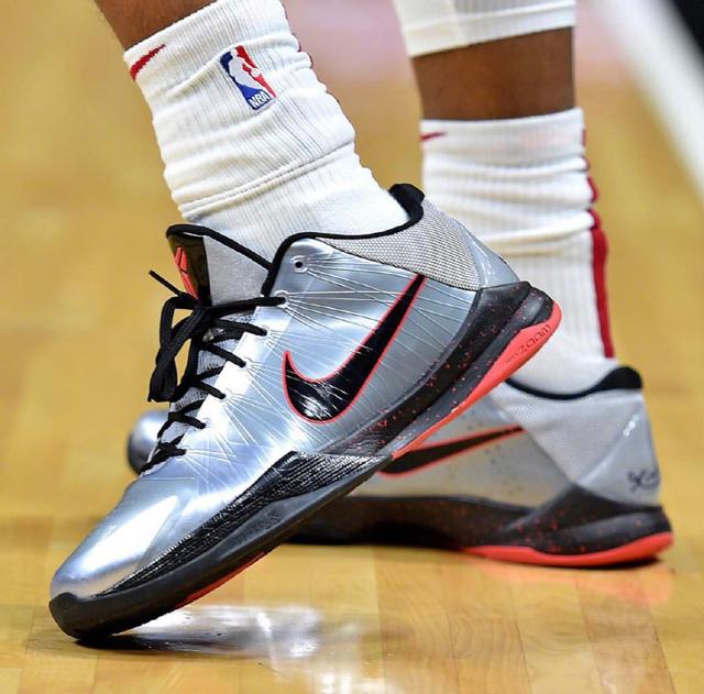 好友同桌加 好友同桌加