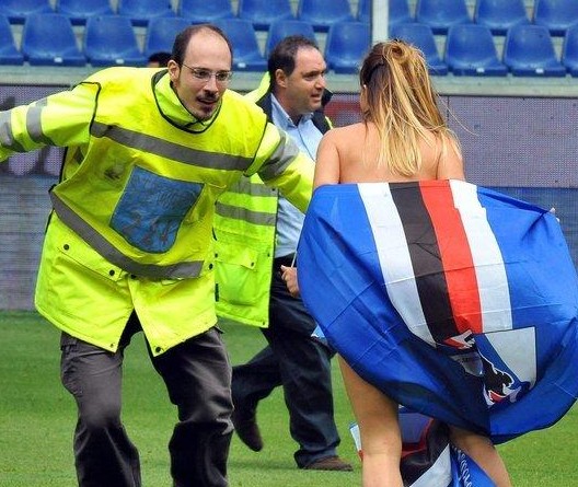 与控制打出 与控制打出